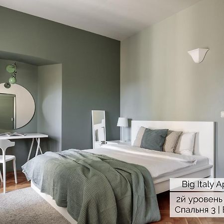 Duplex Italy Apartments Szentpétervár Kültér fotó