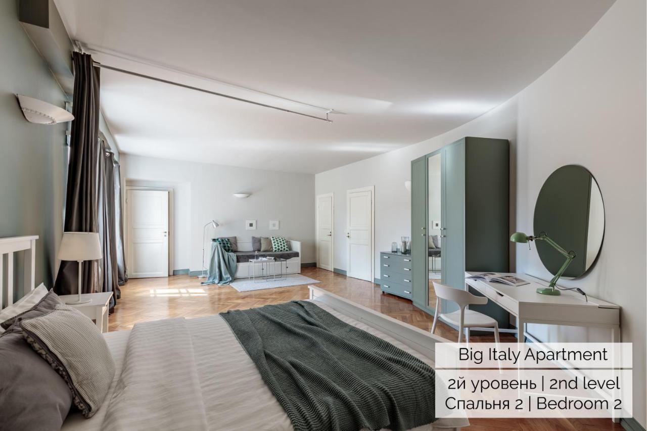 Duplex Italy Apartments Szentpétervár Kültér fotó