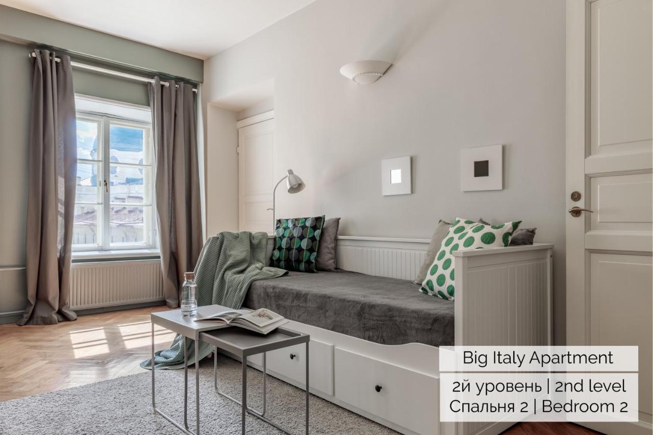 Duplex Italy Apartments Szentpétervár Kültér fotó